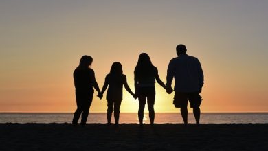 Family Bonds: Uplifting Status Updates to Share
