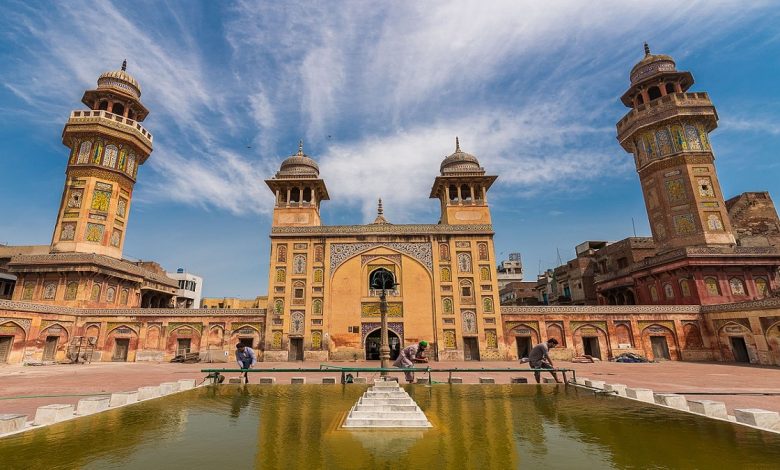 Wazir Khan Mosque: A Masterpiece of Mughal Art and Architecture