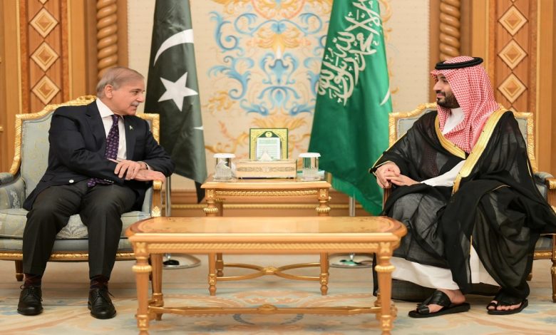PM Shehbaz Sharif Meets Saudi Crown Prince Mohammed bin Salman