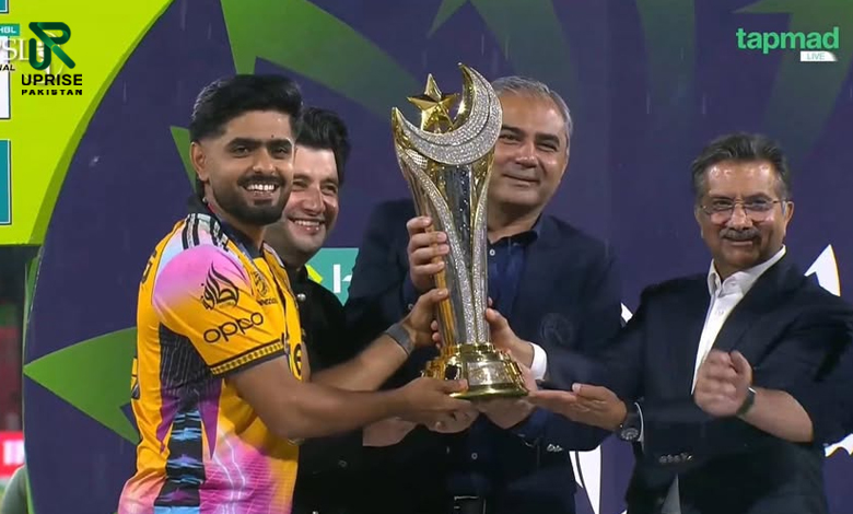 Peshawar Zalmi Lift PSL Trophy For Second Time After Tense Final Chase